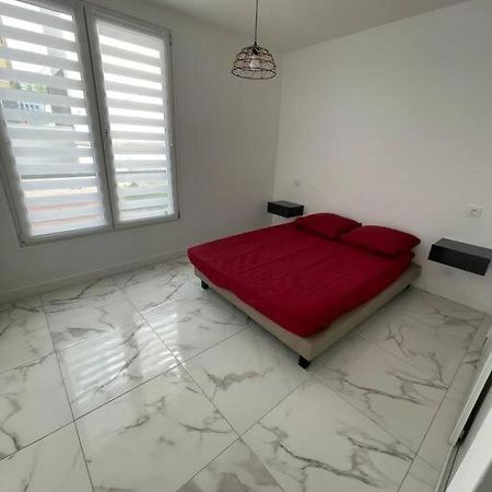 Appartement 2 Pieces, Salon Et Chambre, 44M2 Refait A Neuf Clichy Dış mekan fotoğraf