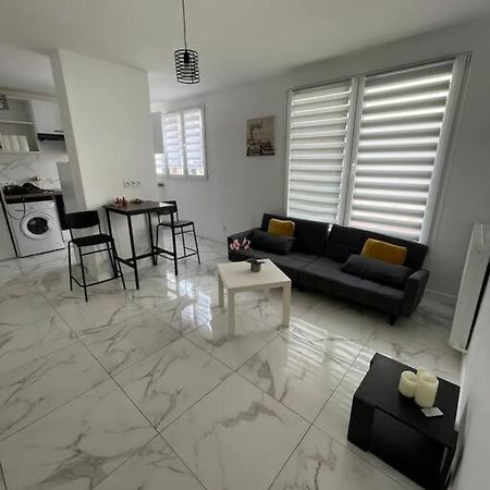 Appartement 2 Pieces, Salon Et Chambre, 44M2 Refait A Neuf Clichy Dış mekan fotoğraf