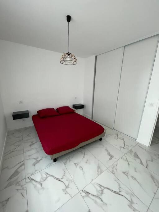 Appartement 2 Pieces, Salon Et Chambre, 44M2 Refait A Neuf Clichy Dış mekan fotoğraf
